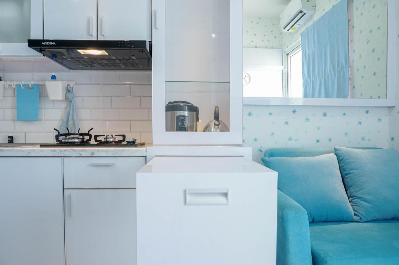 Apartment Comfy And Modern 2br Pramuka By Travelio Jakarta